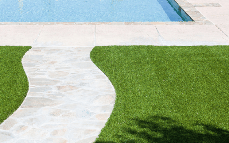 swimming-pool-with-walkway-synthetic-grass